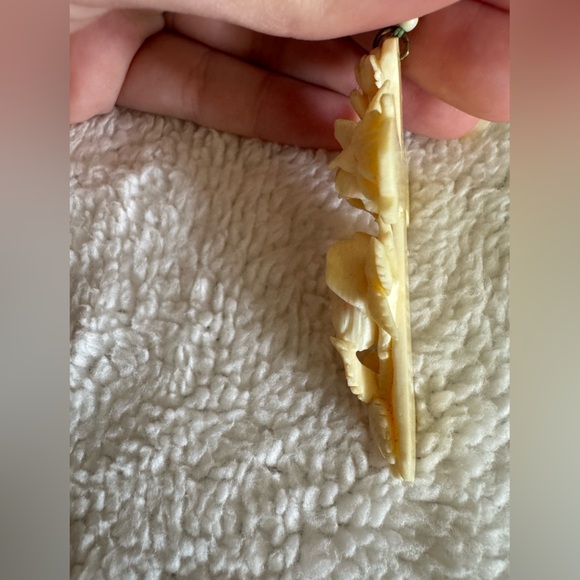 Victorian Antique Museum Quality Carved Bovine Bone Cross & Rose Estate Necklace - Picture 6 of 12